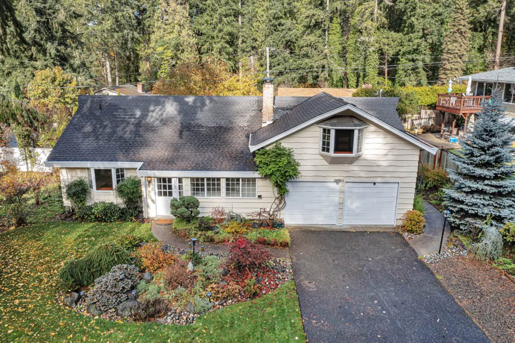 This charming home is turnkey and ready to move in!